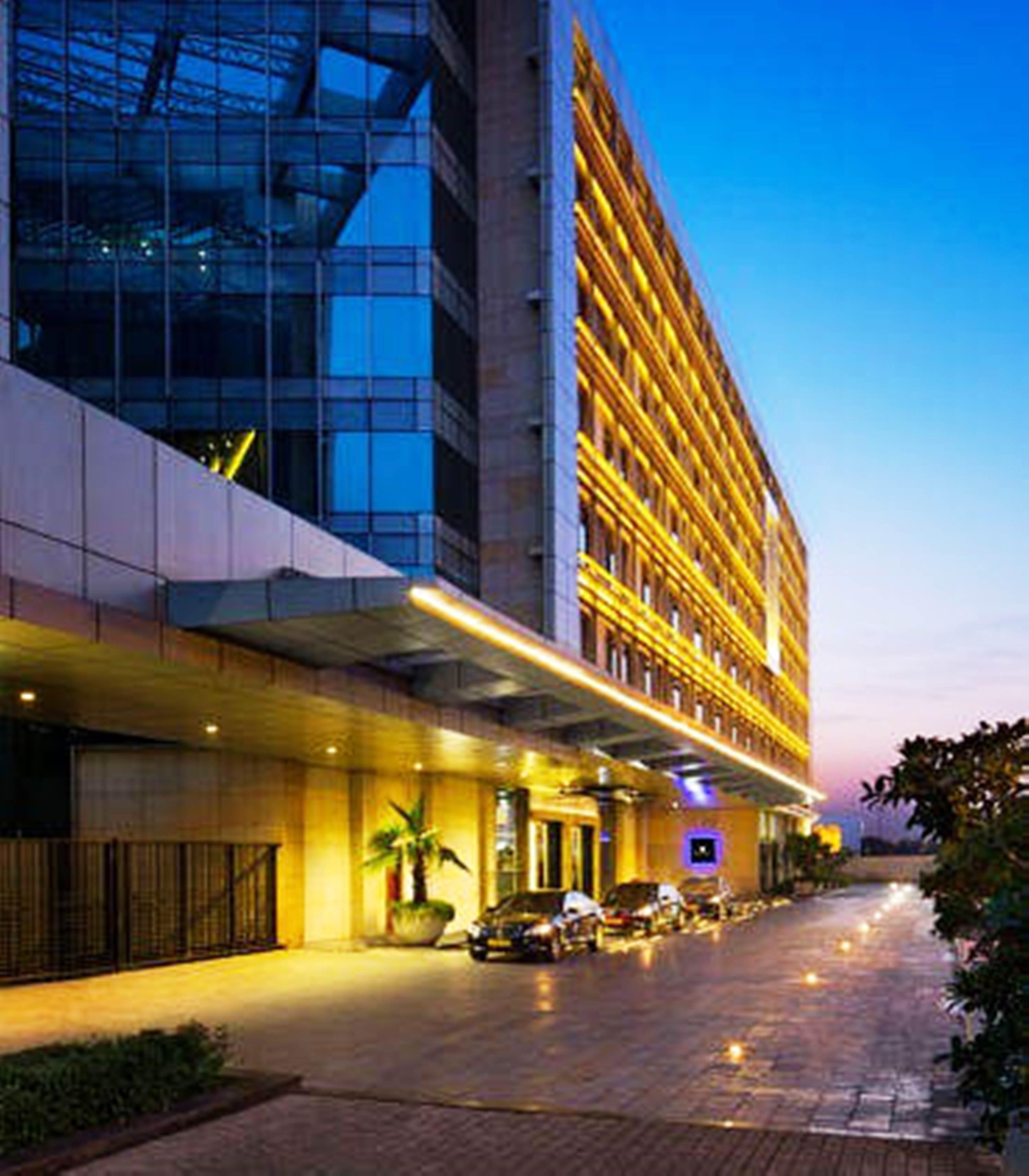 JW Marriott Hotel New Delhi Aerocity Esterno foto